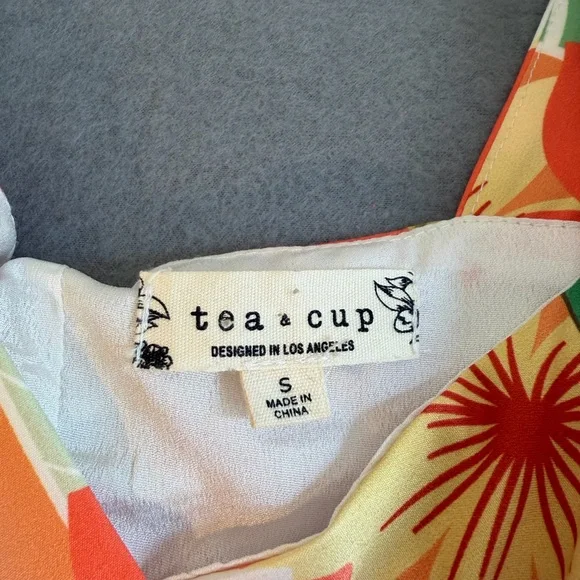 Tea n Cup Vibrant Floral Ruched Blouse - Orange, Green, White - Picture 6 of 10